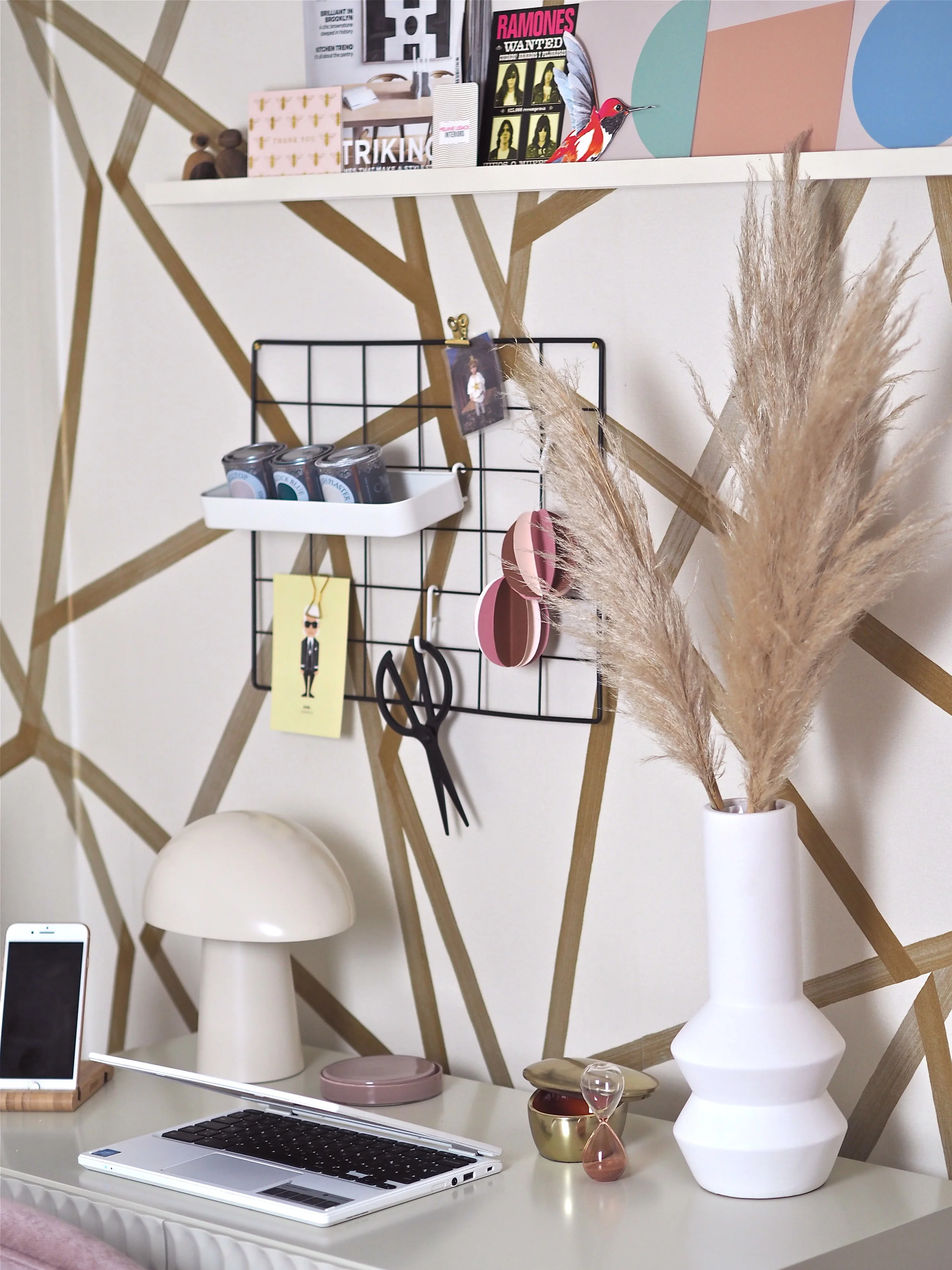 Audrey mini 2024 desk west elm